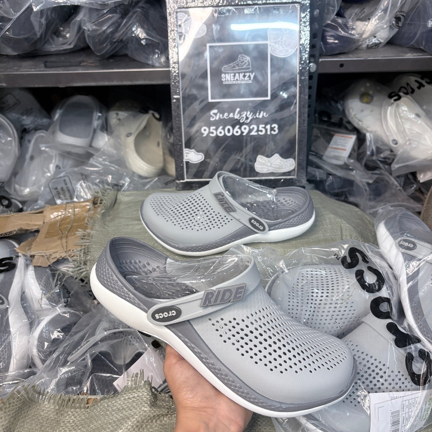 Literide Clogs (Grey)