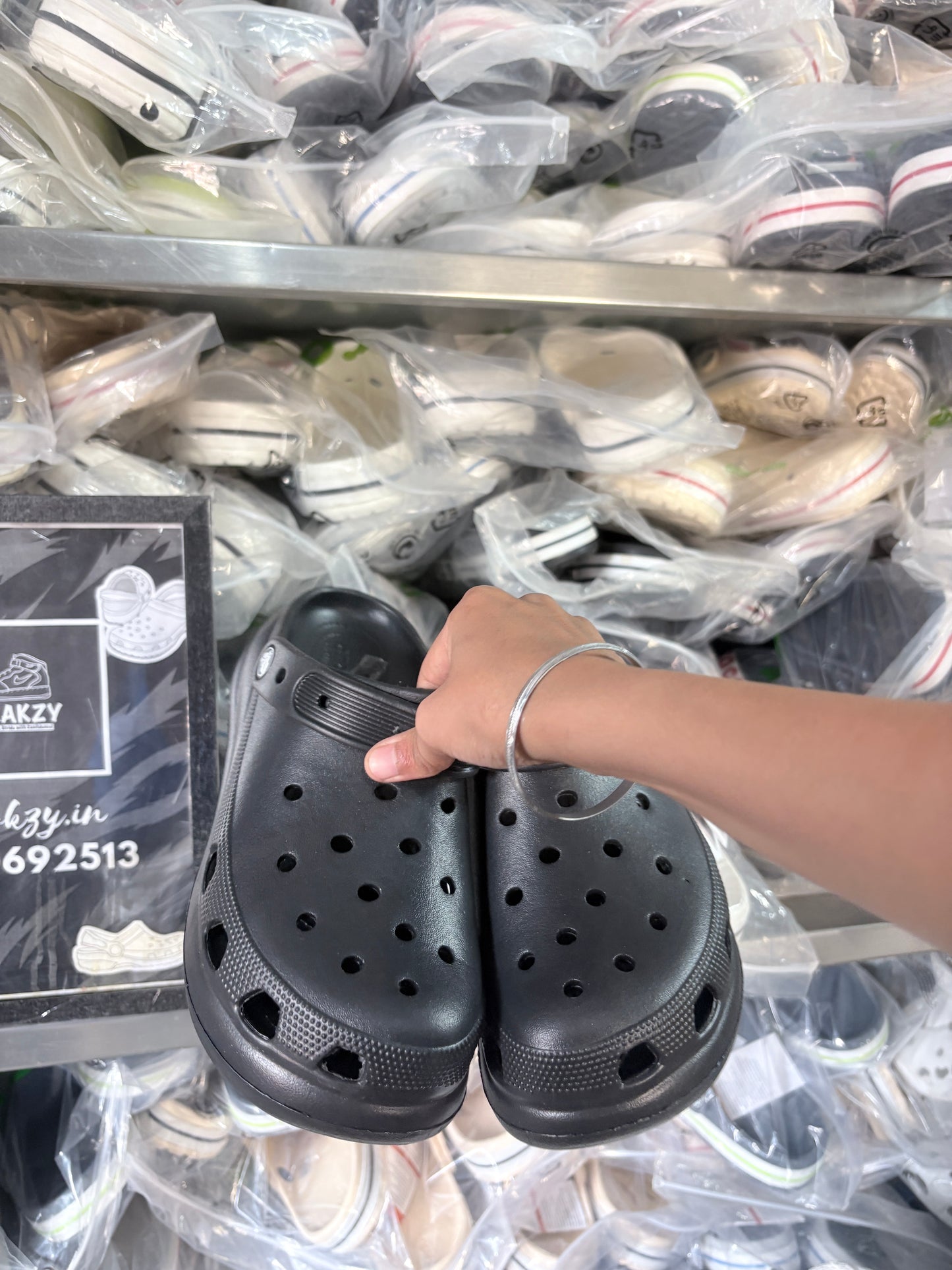 Crush clogs (Black)