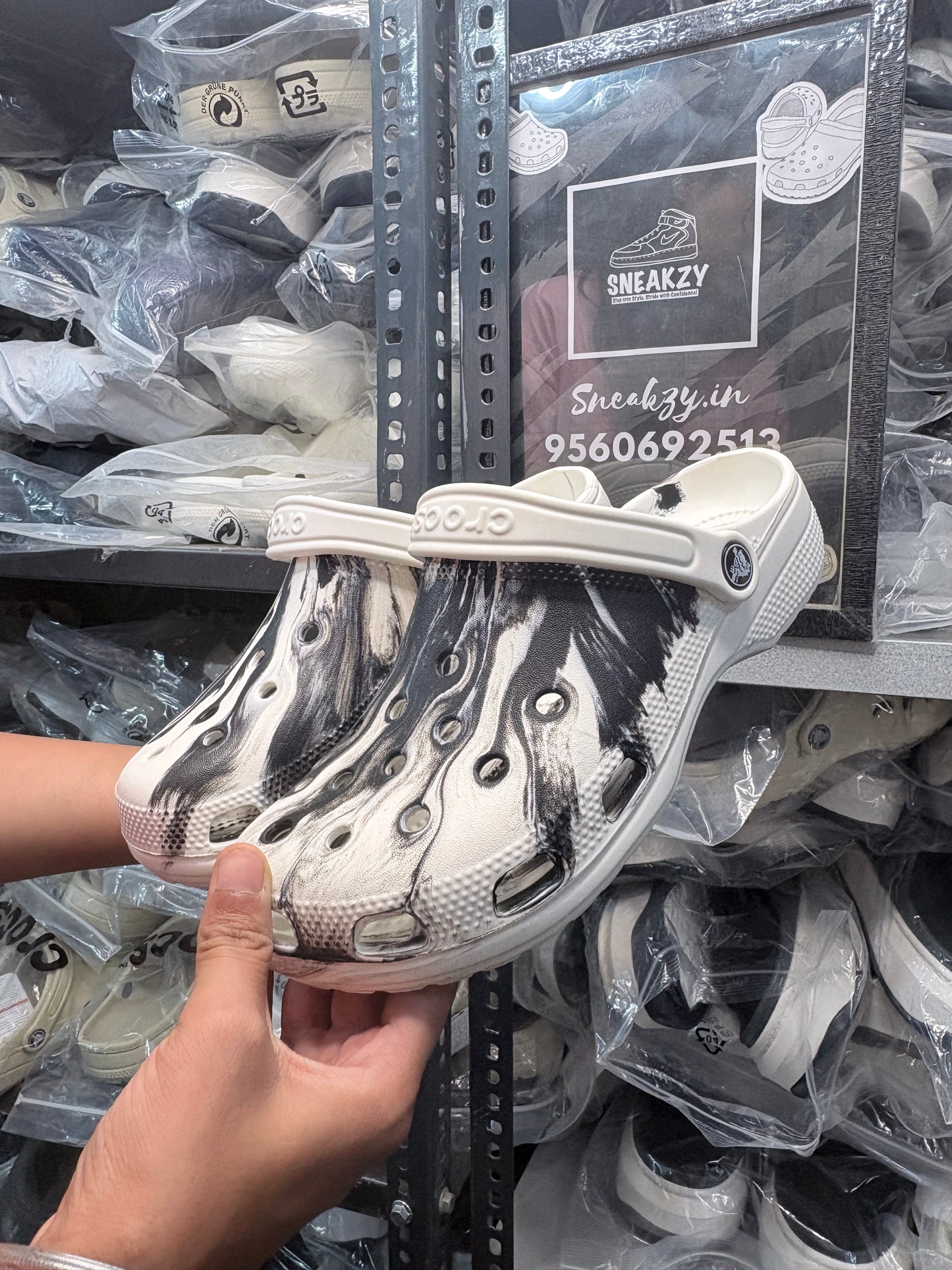 Classic clogs (Static White)