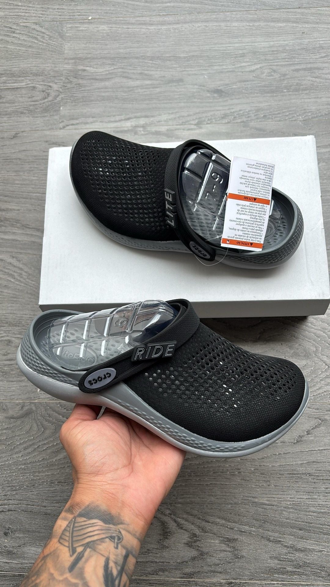Literide Clogs (Black/Slate Grey)