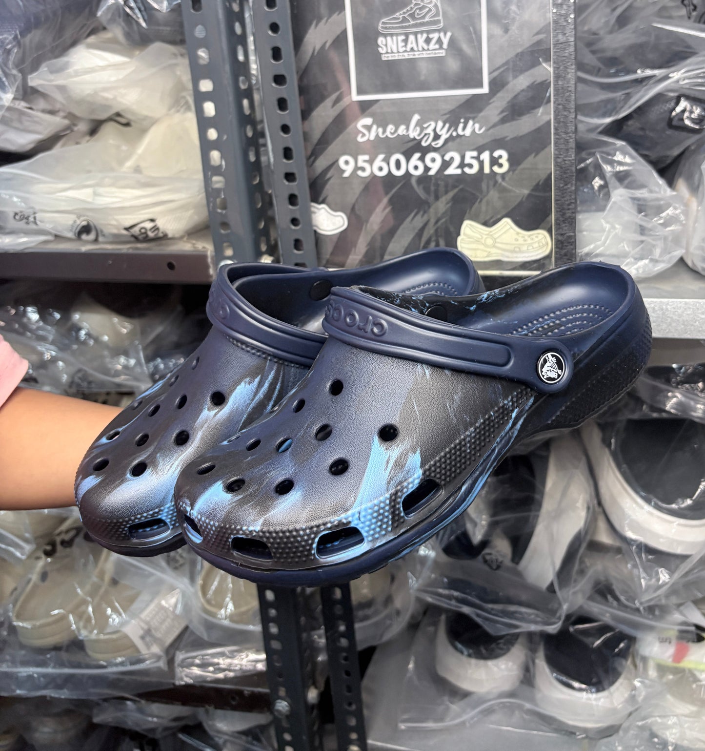 Classic clogs (Electric Blue)
