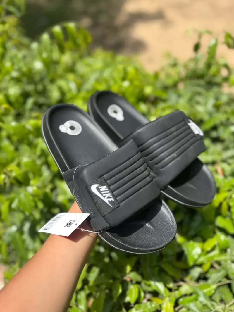 Nike Comfort Slides (All Black)