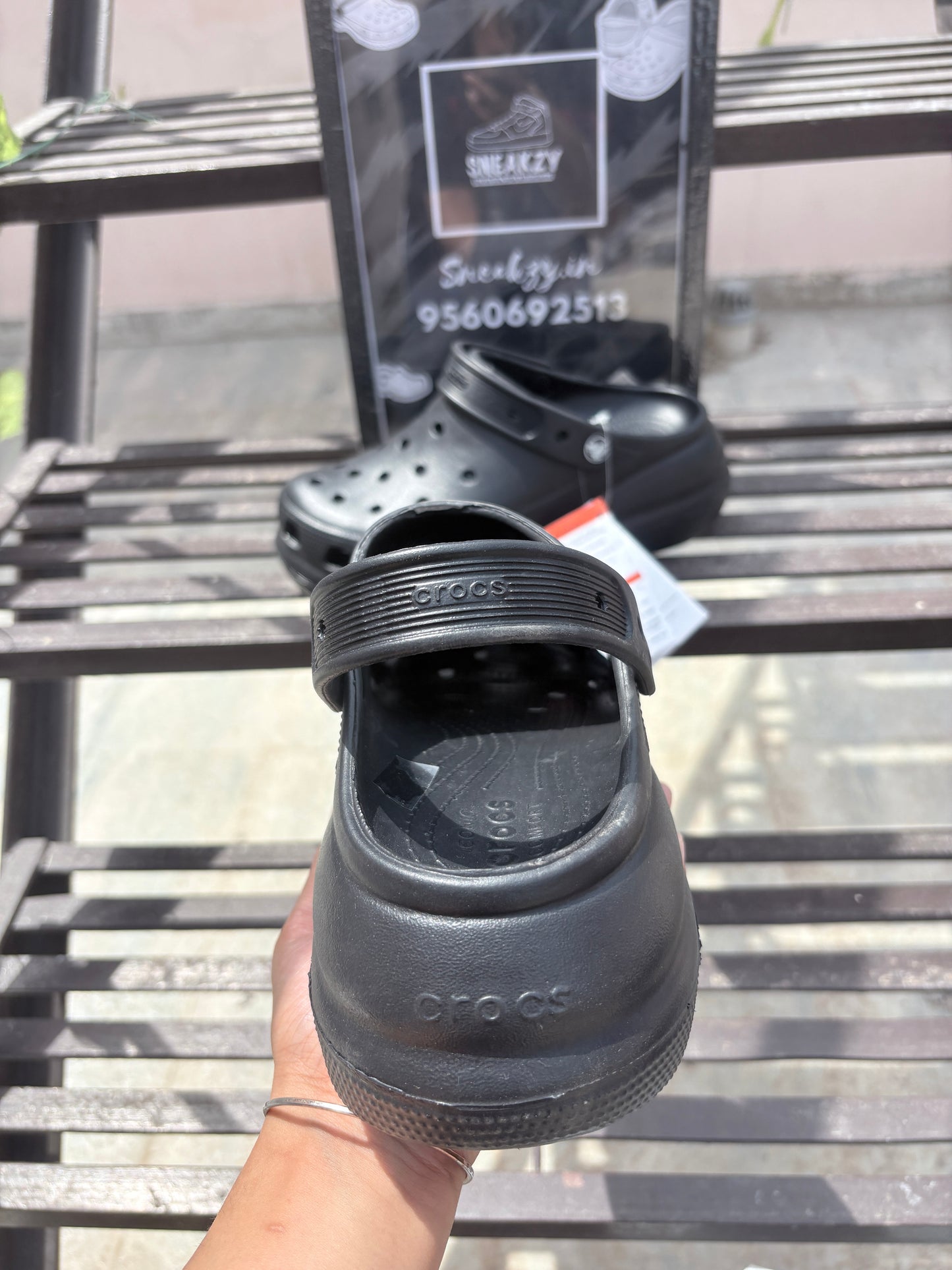 Crush clogs (Black)