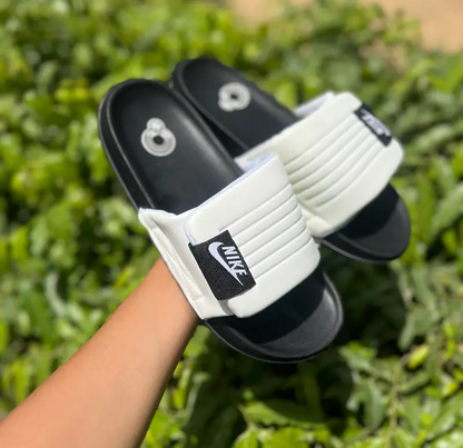 Nike Comfort Slides (White)